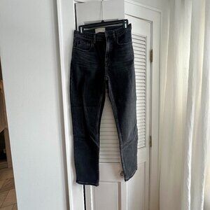 Everlane Cheeky Jean in Size 26 Regular